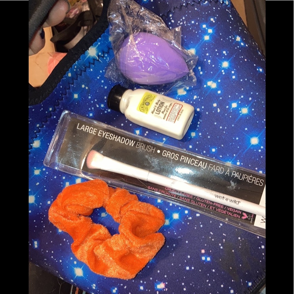 Néw beauty bundle price drop dec 2022 only